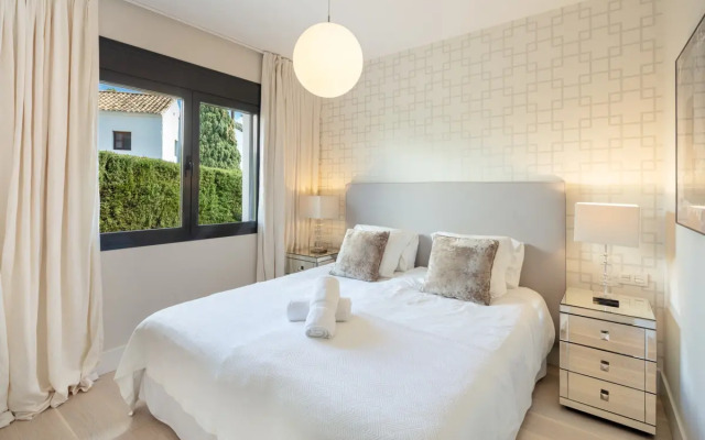 All About Villa Breeze