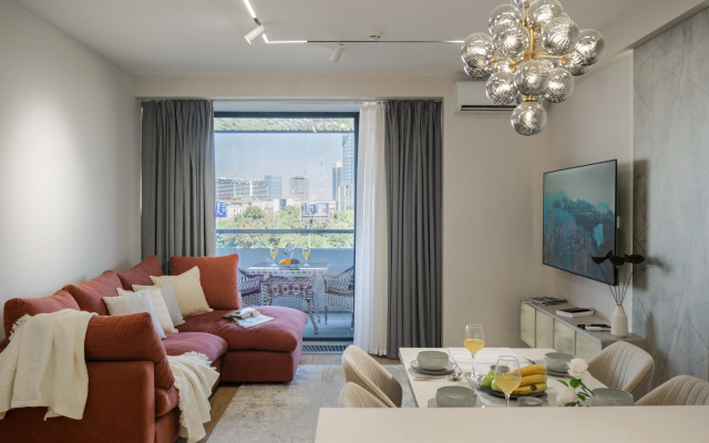 Апартаменты Стильные с шикарным видом на город