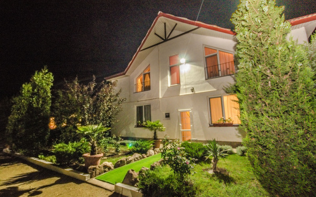 Yukka Guest House