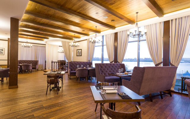 Sibirskiy Safari Club Hotel
