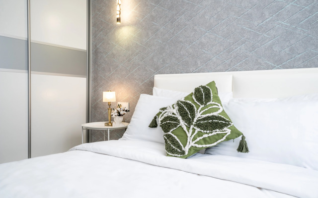Moreon Prostornye Ryadom S Bukhtoy Zolotoy Rog Apartments