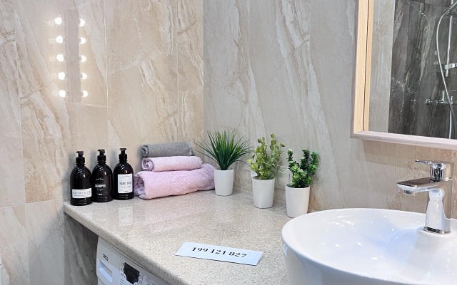 Krymskoy Vesny 1 Flat