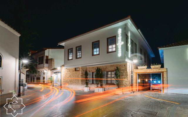 Delight Deluxe Boutique Hotel