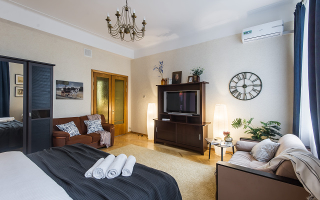 Gm Chetverka V Dome Na Naberezhnoy U Kremlya Apartments
