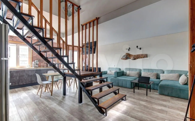 Квартира двухэтажная лофт у Шарташского рынка