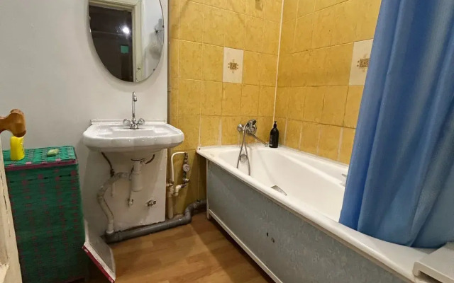 U Parka Pobedy Guest House