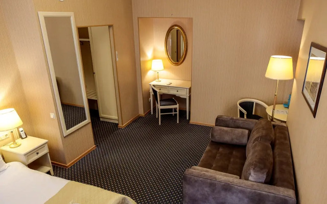 Aston Boutique-Hotel