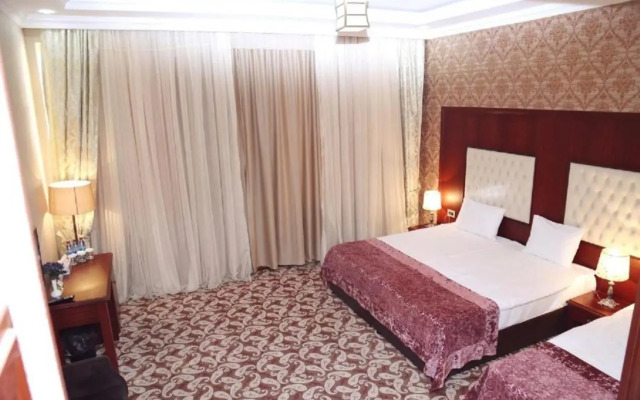 Clover Boutique Hotel