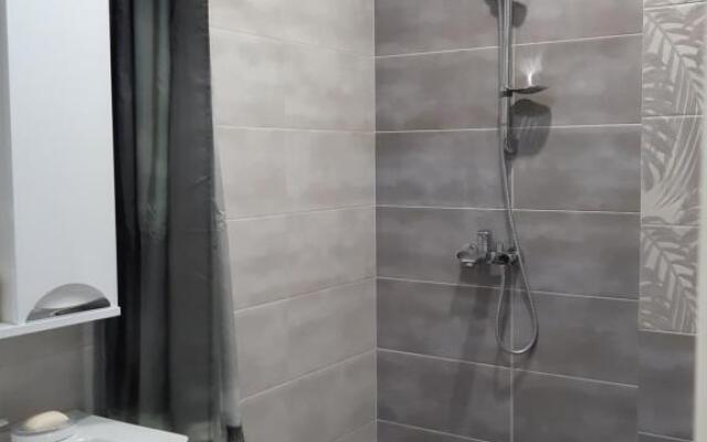 Ryadom S Parkom Dendrarij Apartments