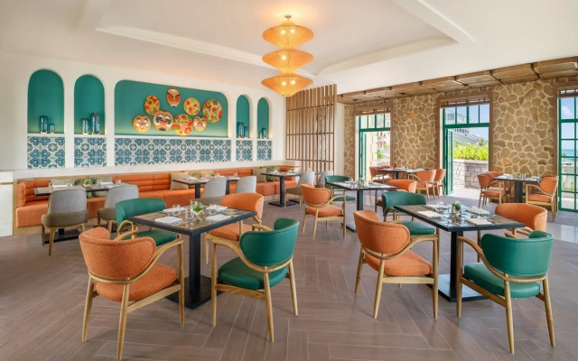 La Festa Phu Quoc, Curio Collection By Hilton Hotel