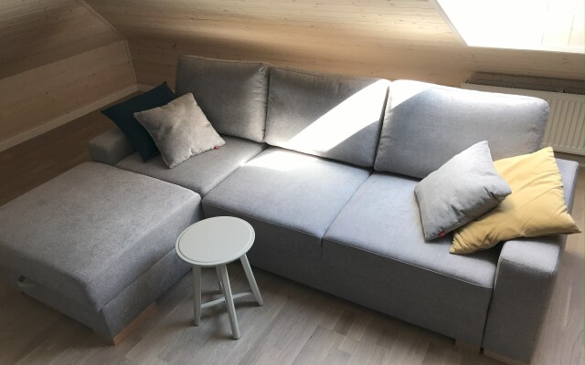 Апартаменты с 3 спальнями в частном доме