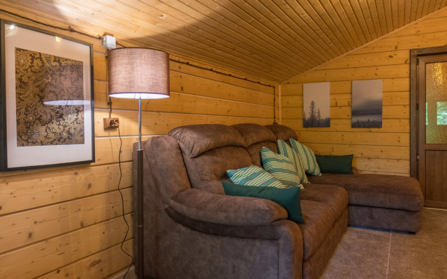 Dom V Lesu Guest House