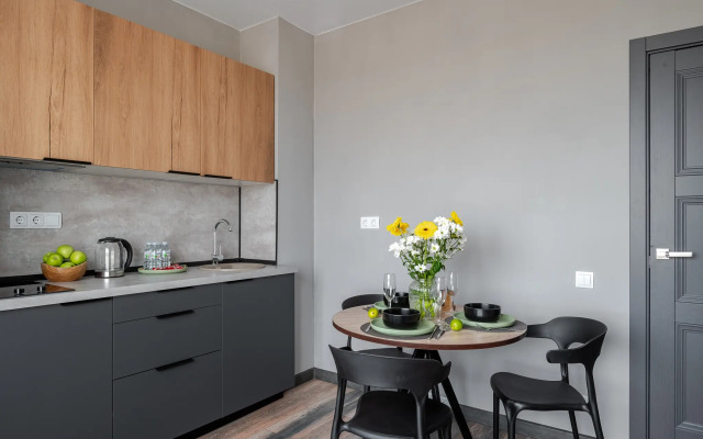 Dvukhkomnatnyye V Molzhaninovo U Aeroporta Apartments
