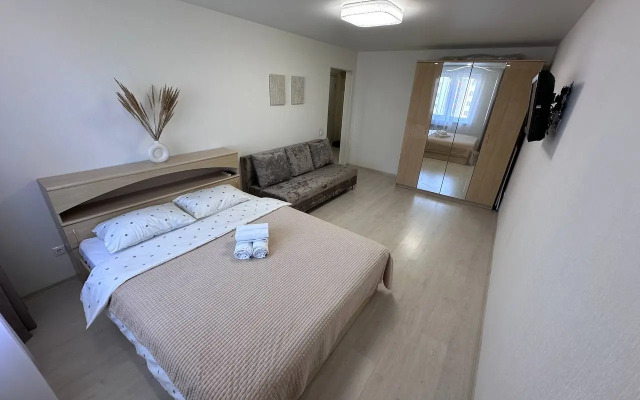 Novaya Zhdet Vas Flat