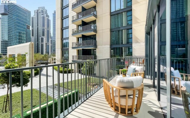 Duplex w/ large outdoors patio on Pool level@BurjK-209 Apartments