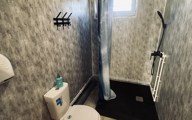A-Freym V Samom Tsentre Lesa Private house