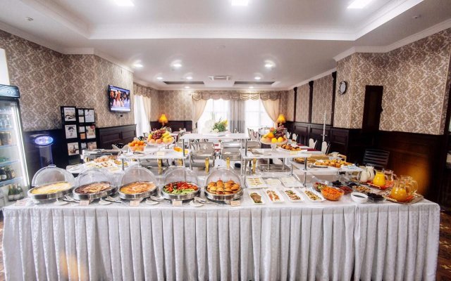 Plaza Bishkek Hotel