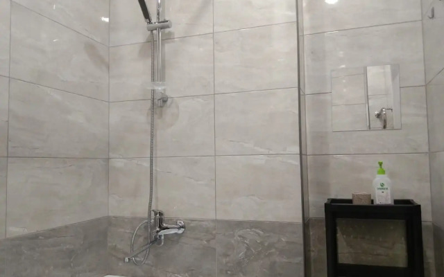 Апартаменты у метро Золотая Нива