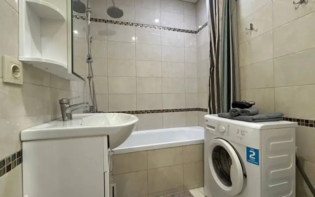 Goluboye Nebo na Shosseynoy, Yana Apart Apartments