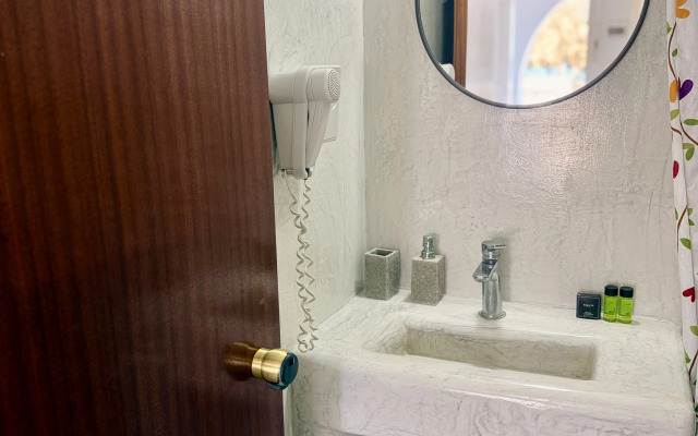 Мини-отель Aegean Nest Studios - Adults only