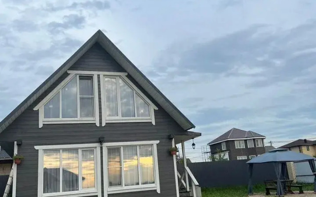 S russkoy baney na drovax Private house