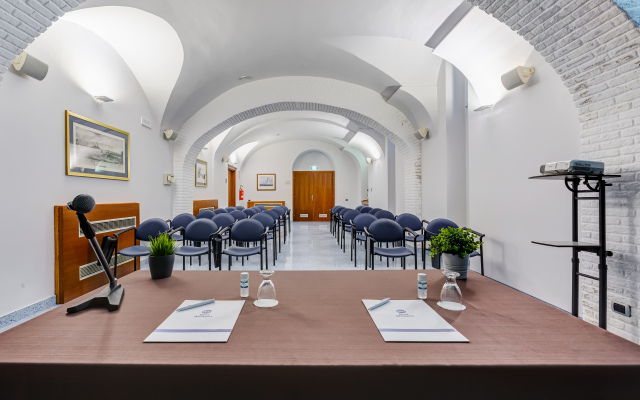 Best Western Plus Hotel Plaza Napoli