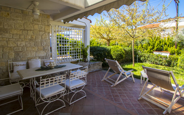 Duret Sea Side House Pefkohori Villa
