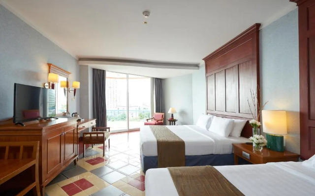 Long Beach Garden Hotel & Pavilions