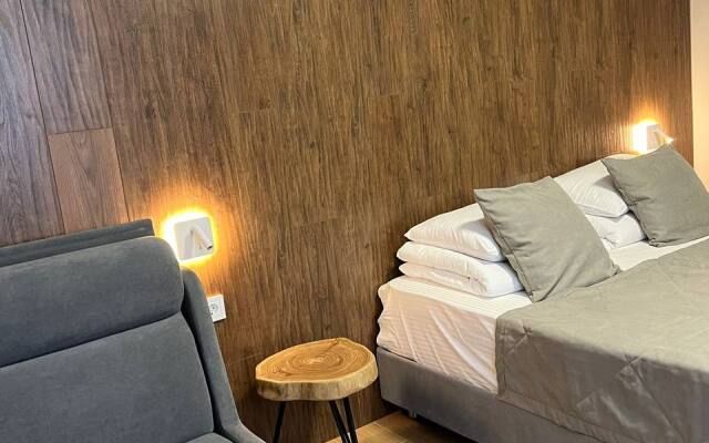 Yunona Guest House