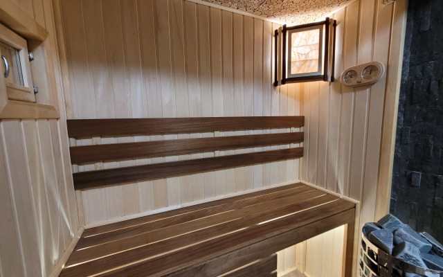 Spa Loft s Saunoy i Dzhakuzi v ZHK Metropolis Flat