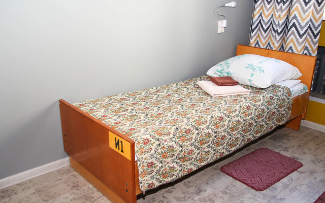 Parking Hostel