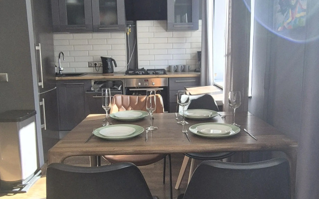 Dvukhkomnatnaya Ryadom S Pokrovkoy Flat