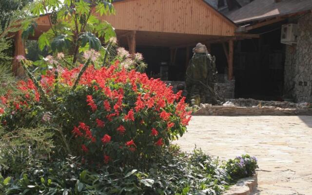 Staryij Zamok Hotel