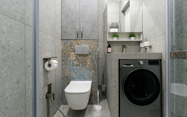 KeyGo #0118, 1 Bedroom, Near Republic Square Apartments