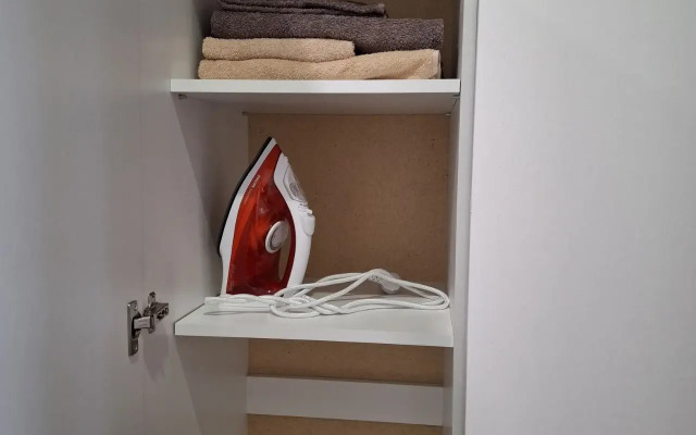 Квартира Уютная Возле Экспоцентра и Аэропорта