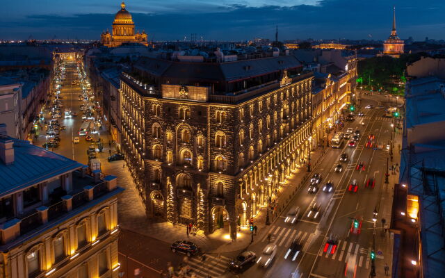 Апартаменты у Дворцовой площади на Невском 11