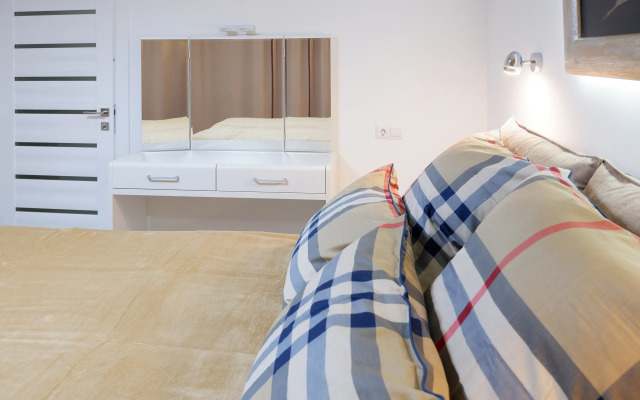 S Odnoy Spalney - City Flat