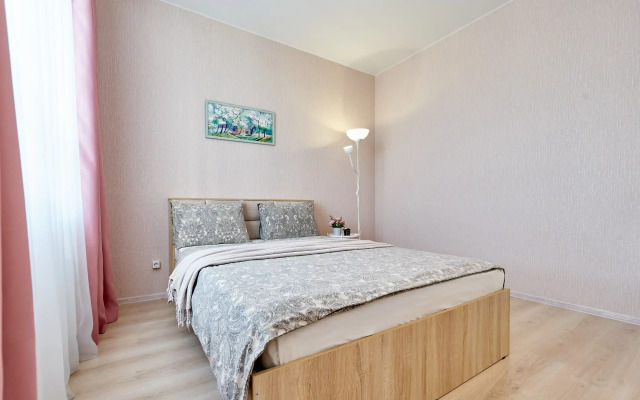 Apart Loren Flat