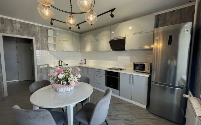 Апартаменты Аврора ул. Розы Люксембург 33, 17 этаж