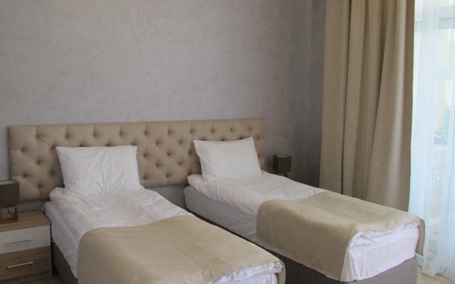 Na Bulvare Nadezhd 4/3 Apartments