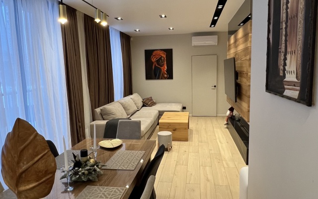 Okhta Park Holiday Apartments