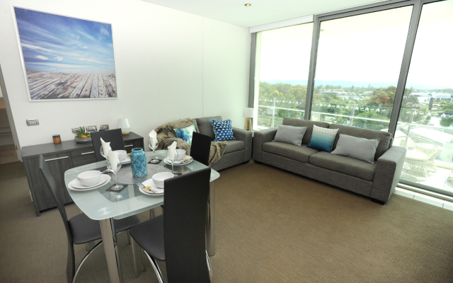 Modern Apartment with Resort Style Living Surfers Paradise
