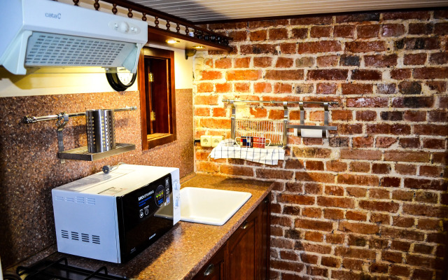 Квартира Antic Style Apartments