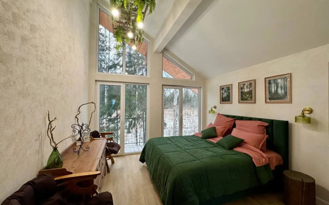 Частный дом Красивый дом рядом с лесом