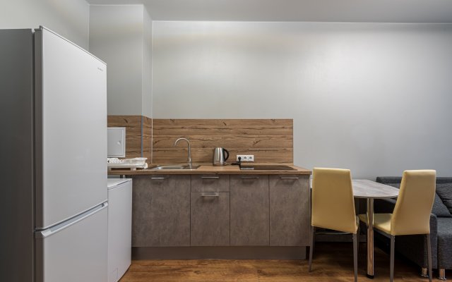 Flat Inn ryadom s aeroportom Sheremet'yevo v mikrorayone Svistukha Apartments