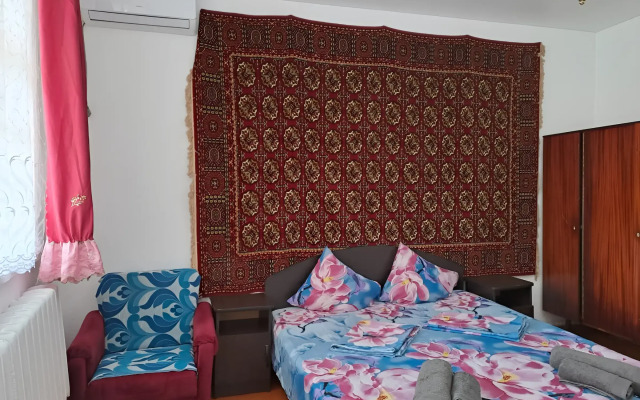 Uyut V Gagre Guest House