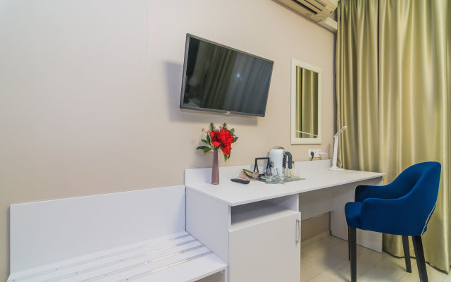 Mini-otel' Versal