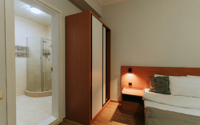 Old Town Hotel