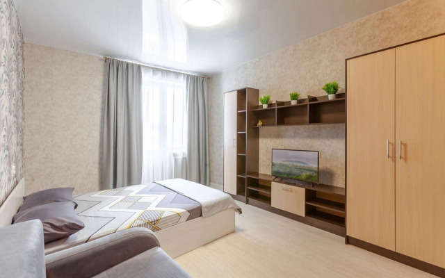 Na 18 Km Moskovskogo Shosse 33 Flat
