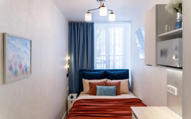 Апартаменты студия на Маршала Жукова